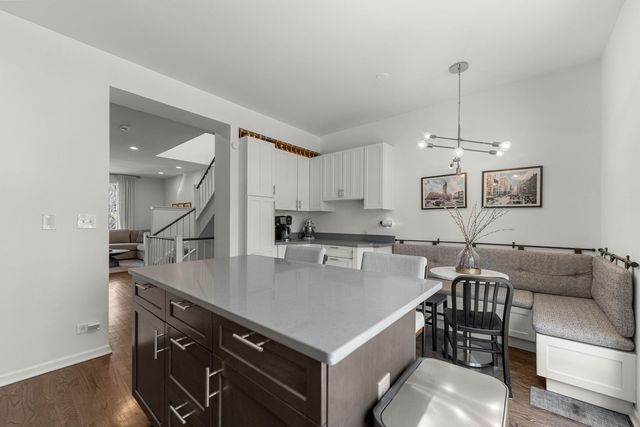 1422 S State Street, Chicago, IL 60605