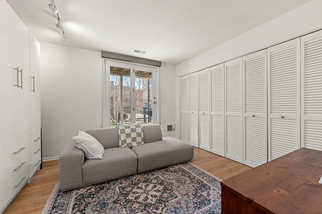 1422 S State Street, Chicago, IL 60605