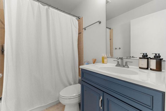 1422 S State Street, Chicago, IL 60605