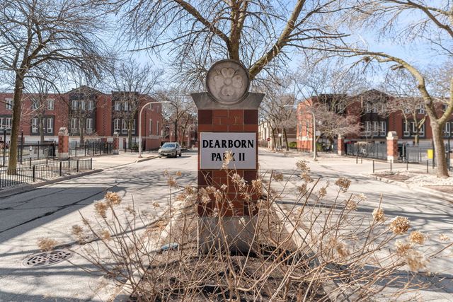 1422 S State Street, Chicago, IL 60605