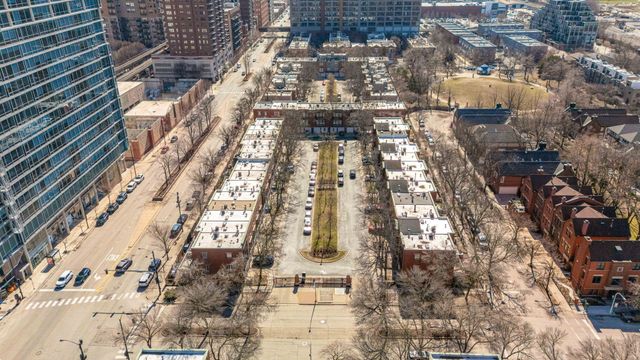 1422 S State Street, Chicago, IL 60605