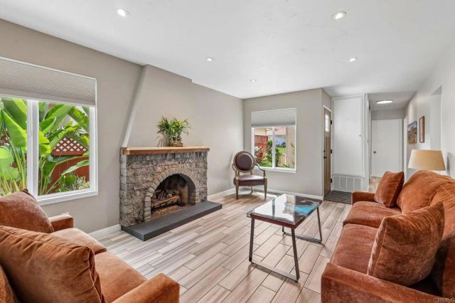 816 Caminito Del Sol, Carlsbad, CA 92011