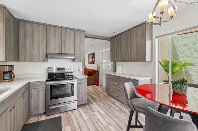816 Caminito Del Sol, Carlsbad, CA 92011