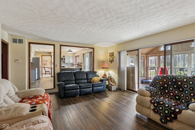 6321 Wings Court, Brownsburg, IN 46112