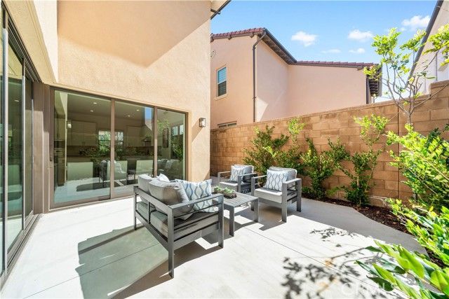 121 Tall Reed, Irvine, CA 92618