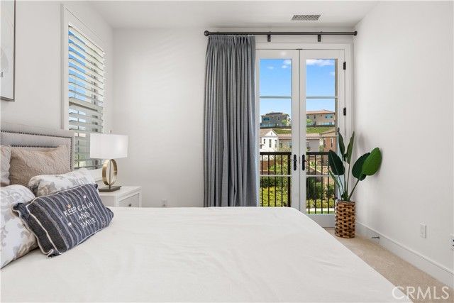 121 Tall Reed, Irvine, CA 92618