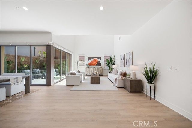 121 Tall Reed, Irvine, CA 92618