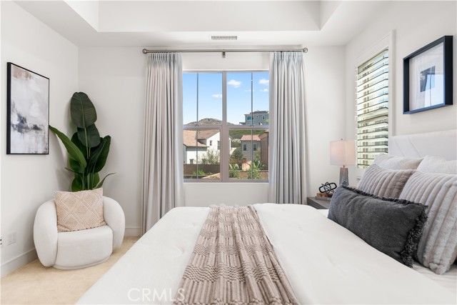 121 Tall Reed, Irvine, CA 92618