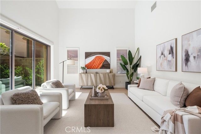 121 Tall Reed, Irvine, CA 92618