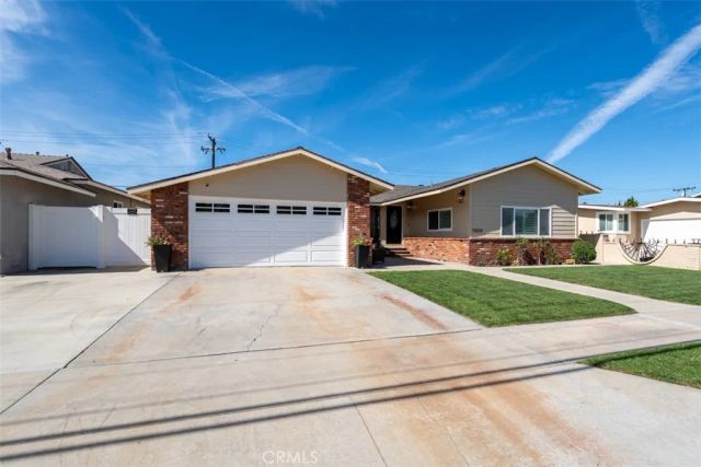 15539 Escalona, La Mirada, CA 90638