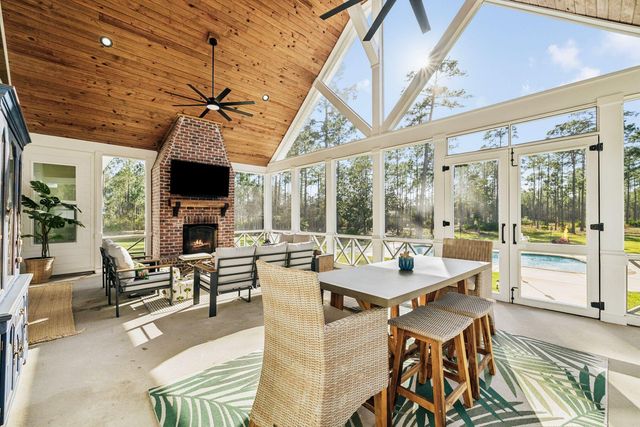 535 N Church Street, Santa Rosa Beach, FL 32459