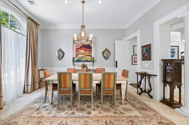 207 Briar Oaks Cove, Houston, TX 77056