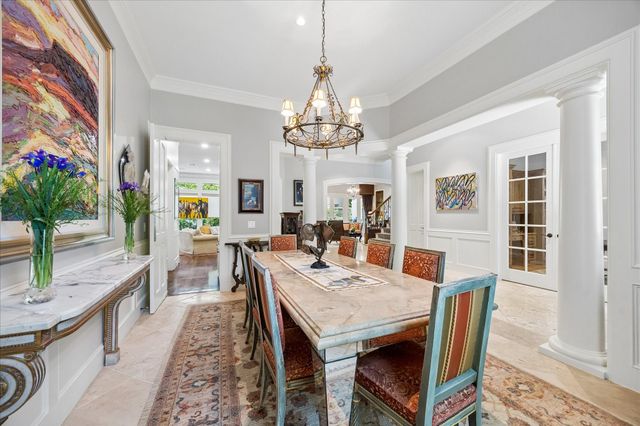 207 Briar Oaks Cove, Houston, TX 77056