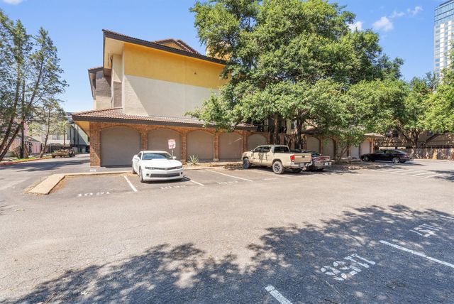 806 W 24th ST 326, Austin, TX 78705