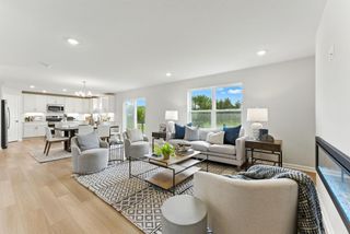 1125 Annagaire Curve, Rosemount, MN 55068