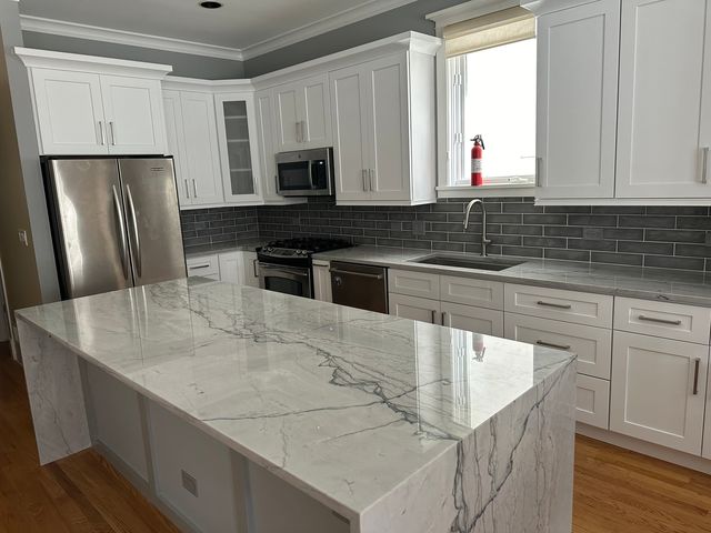2850 N BURLING Street 2, Chicago, IL 60657