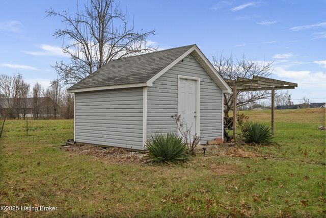 373 Jeanies Way, Cub Run, KY 42729