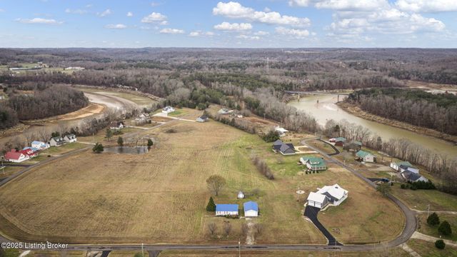 373 Jeanies Way, Cub Run, KY 42729