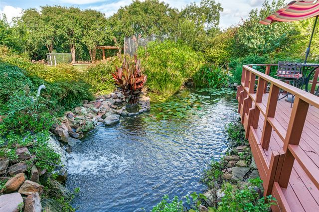 4731 N Lindhurst Avenue, Dallas, TX 75229