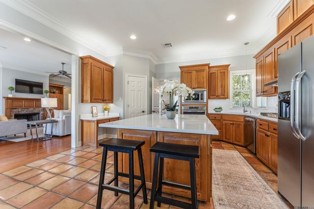 12530 Willows End Dr, Saint George, LA 70810