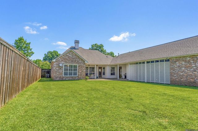 12530 Willows End Dr, Saint George, LA 70810