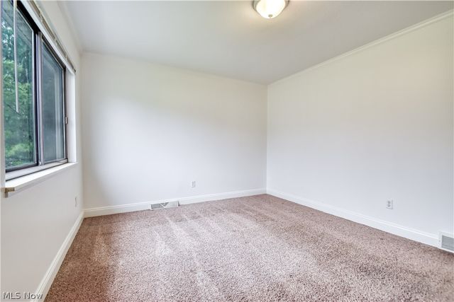 5542 Bretton Court A, Willoughby, OH 44094