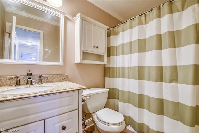 5542 Bretton Court A, Willoughby, OH 44094