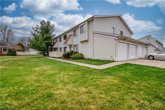 5542 Bretton Court A, Willoughby, OH 44094
