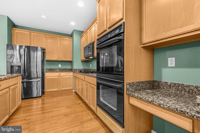 43116 SHADOW TER, Leesburg, VA 20176