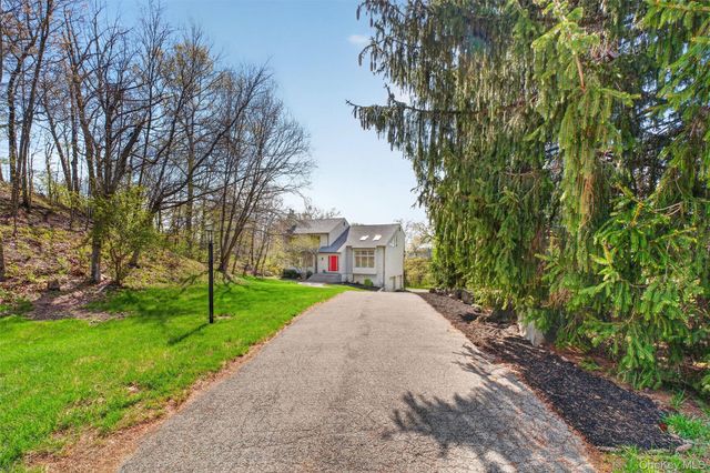 7 Chardonnay Road, Cortlandt Manor, NY 10567