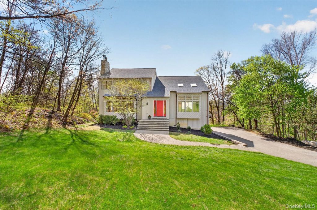7 Chardonnay Road, Cortlandt Manor, NY 10567