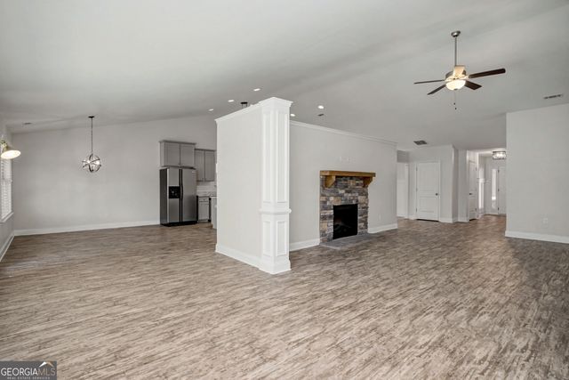 340 Grady Avenue, Fayetteville, GA 30214