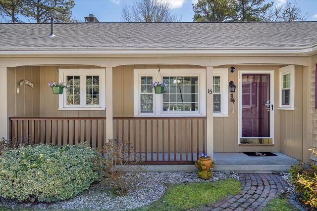15 Quail Nest Run, Harwich, MA 02645