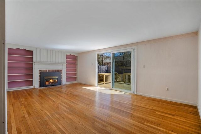 15 Quail Nest Run, Harwich, MA 02645