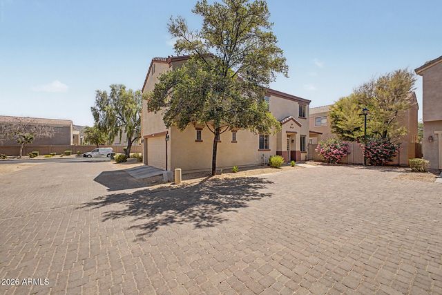 1322 E DUNBAR Drive, Phoenix, AZ 85042
