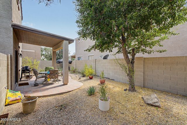 1322 E DUNBAR Drive, Phoenix, AZ 85042