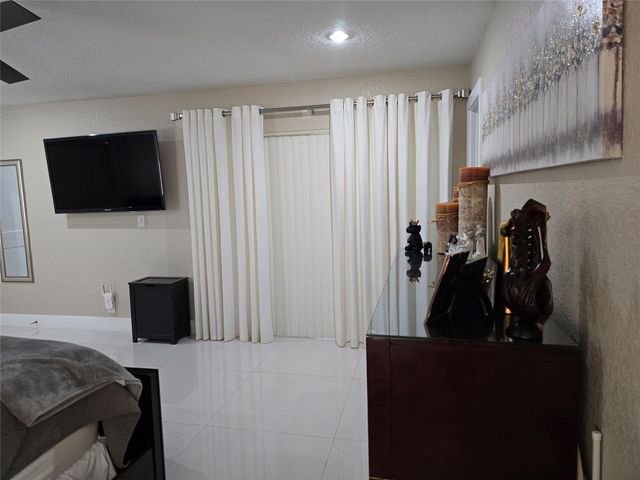 400 Bonaventure Boulevard, Weston, FL 33326