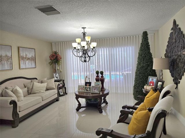 400 Bonaventure Boulevard, Weston, FL 33326