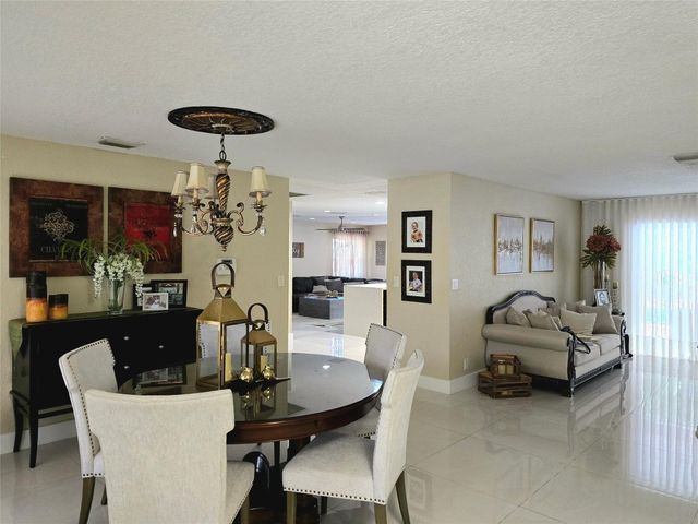 400 Bonaventure Boulevard, Weston, FL 33326