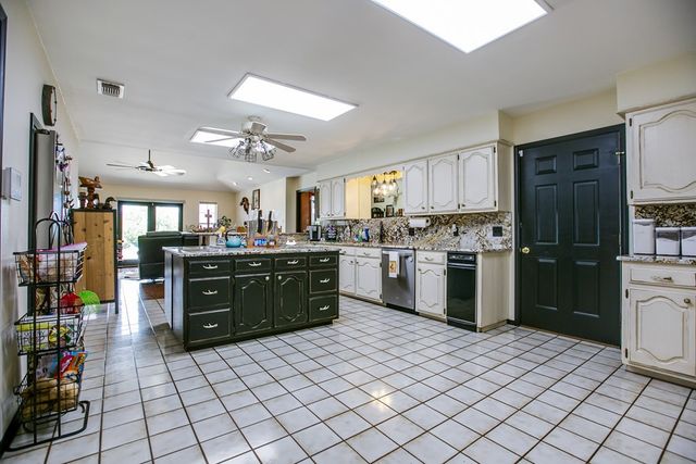 248 Edinburgh Road, San Angelo, TX 76901