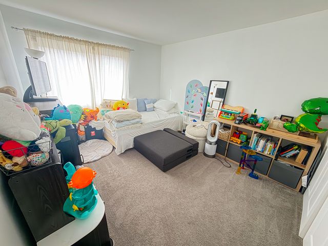 2612 N Windsor Drive 201, Arlington Heights, IL 60004