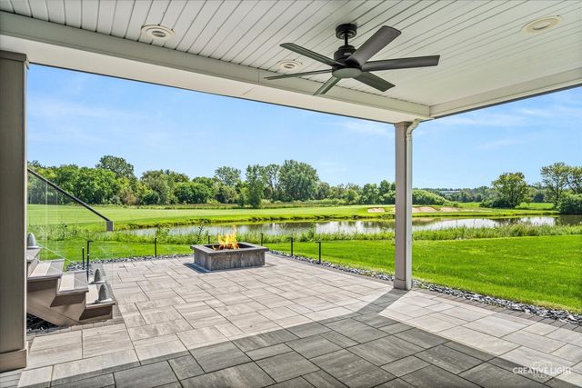 3527 S Riding Ridge, Elgin, IL 60124