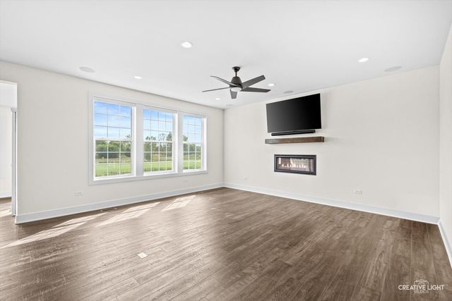 3527 S Riding Ridge, Elgin, IL 60124