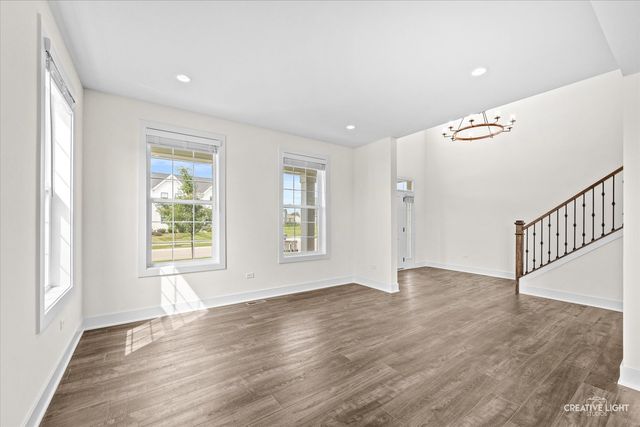 3527 S Riding Ridge, Elgin, IL 60124
