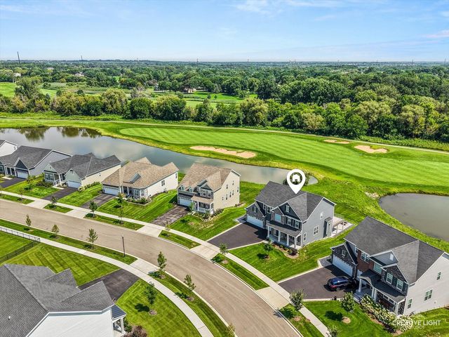 3527 S Riding Ridge, Elgin, IL 60124