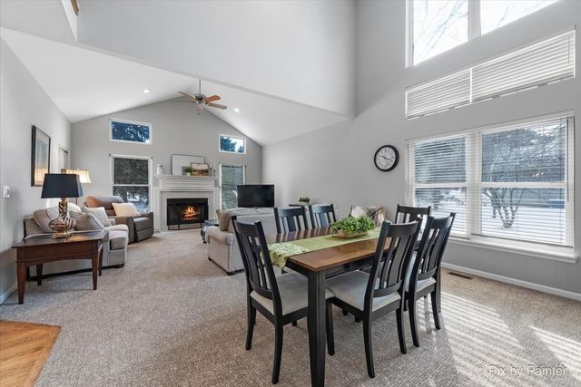 700 Juniper Lane, Lake In The Hills, IL 60156