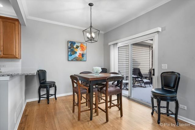 700 Juniper Lane, Lake In The Hills, IL 60156