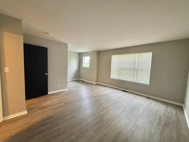 18764 S Burnside Station Drive, Mokena, IL 60448