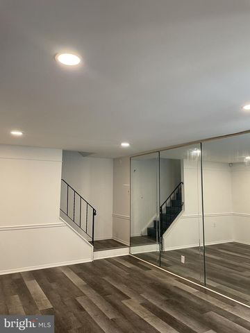 908 TIMBER CREEK RD, Lindenwold, NJ 08021