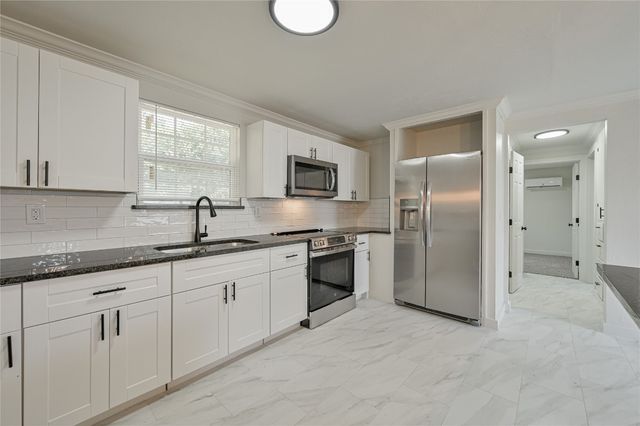 1604 SANDRA Drive, Midwest City, OK 73110